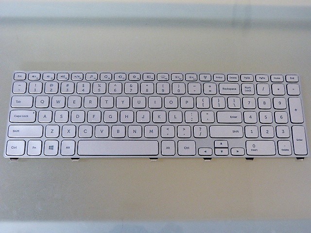 Teclado Dell Inspiron Plateado Ingles Retroiluminado C