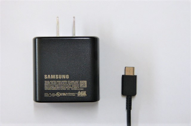 CARGADOR SAMSUNG 15V 3A / 20V 2.25A 45W USB-C.